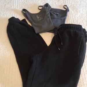 H&M joggers comes w/ tanks